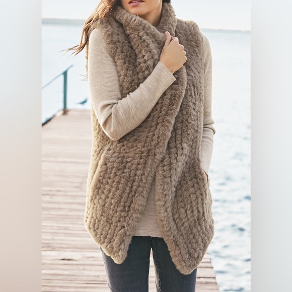 Soft Surroundings Taupe Faux Fur Draped Vest, Size Medium - Picture 8 of 10